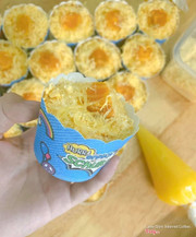 Cupcake Bông lan trứng muối