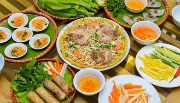 Món Huế Chị Hường