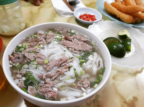 Huyền Lương - Phở Bò & Cơm Rang Giòn