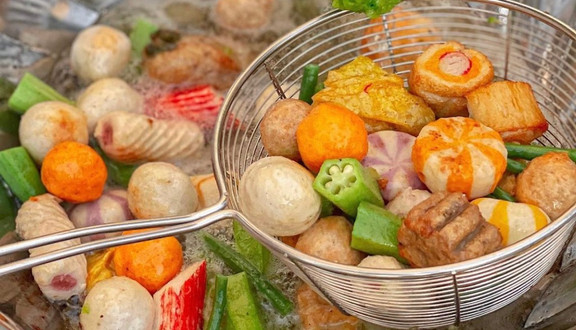 Ăn Vặt Mega - Bánh Tráng, Mì Trộn & Cá Viên - Nguyễn Văn Linh