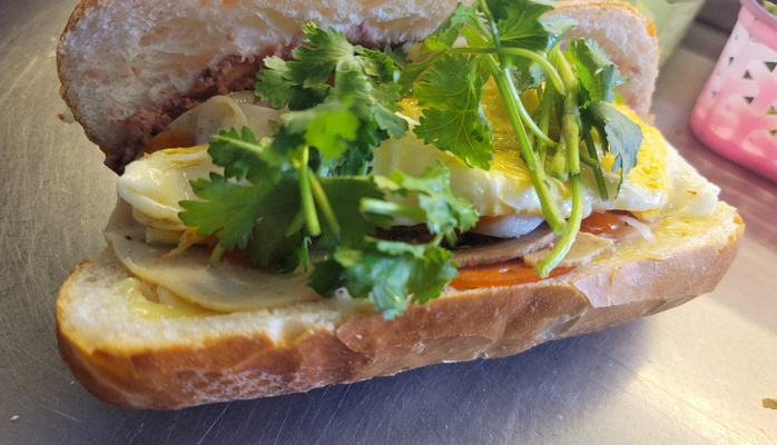 Bánh Mì Hà Nội Minh Quận Tân Bình - Bánh Mì & Kebab