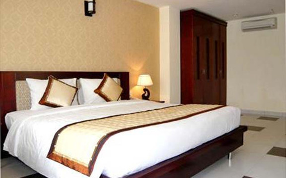 Trúc Hoàng Hà Hotel - Ngô Quyền