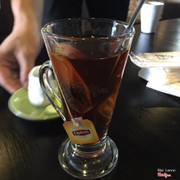 Lipton chanh nóng