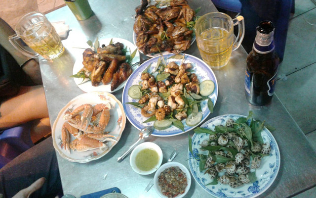 Chân Gà Nướng & Hải Sản - Nhậu Bình Dân