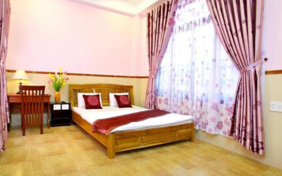 Nhà Nghỉ Trường Phú
