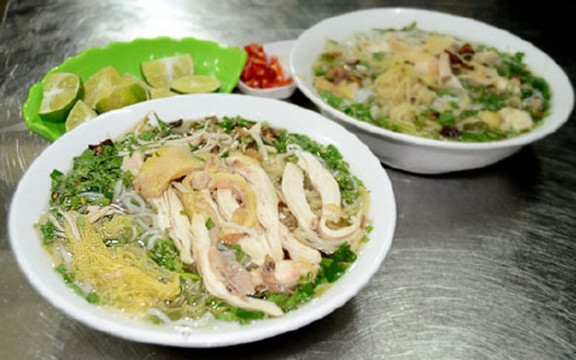 Phở Gà Hà Nội