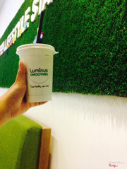 Thảm cỏ xanh trên tường nhìn rất dễ chịu