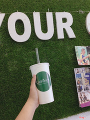 Trời ơi sinh tố ở đây uống là nghiện luôn, mà hôm nay mới có thời gian ghé lại, sinh tố vẫn the best in Sài Gòn luôn huhu Mà mình thấy ly mới hình như dung lượng và chất lượng vẫn vậy thôi ạ, hình như là mình nghe nhân viên bảo bên đâ đổi ly thôi chứ ko đổi dung tlượng đâu. Nói chung Luminus vẫn là chổ bán sinh tố chất lượng tuyệt vờiiiiiiiiiii