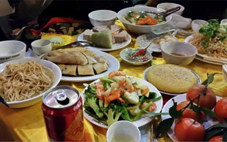 Cô Tám - Đặc Sản Vùng