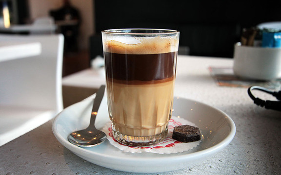 Pha Lê Coffee