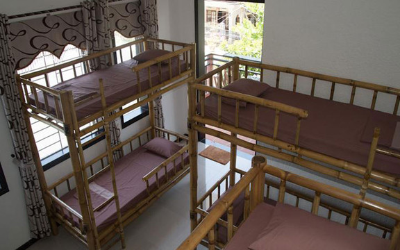 Sac Lo Homestay & Hostel