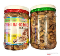 Giá hạt điều trong nước đa số ổn định từ tháng 4 đến tháng 10 còn từ những tháng khác giá hạt điều luôn biến động. Tùy vào lượng cầu của thị trường. Đặc biệt vào những vụ từ cuối mùa thu đến gần tết g