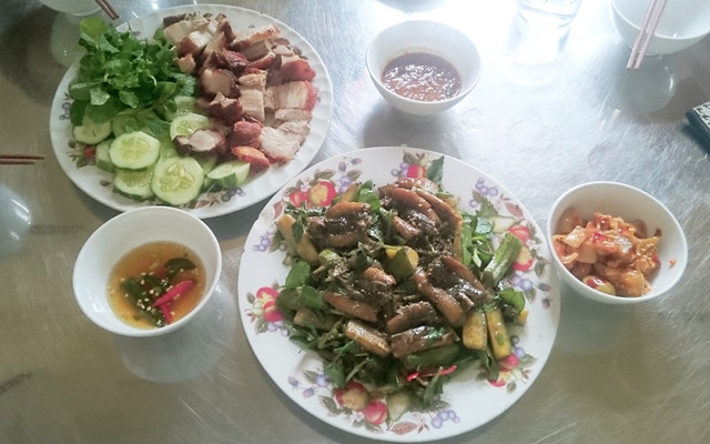 Hùng Vấn - Cơm - Phở