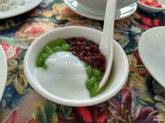 Sweet Desert of Pineapple Leaf Pasta, Red Beans, Coconut Pulp Juice