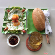 Bánh mì - Ốp la