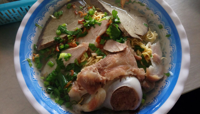 Quán Ăn Hồng Áng - Cơm, Phở, & Hủ Tiếu