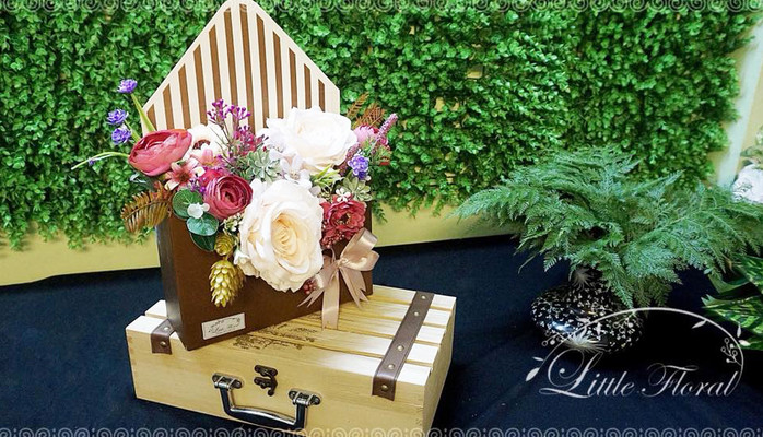 Little Floral - Tiệm Hoa Cô Gái Nhỏ