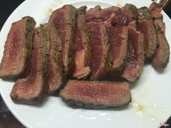 Bò Thăn Nội Mỹ làm bít tết