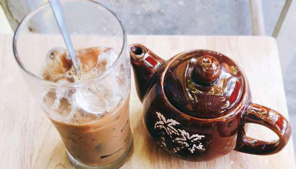 Vinh Râu Coffee