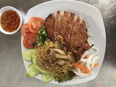 Cơm Sườn + Bì (25,000)