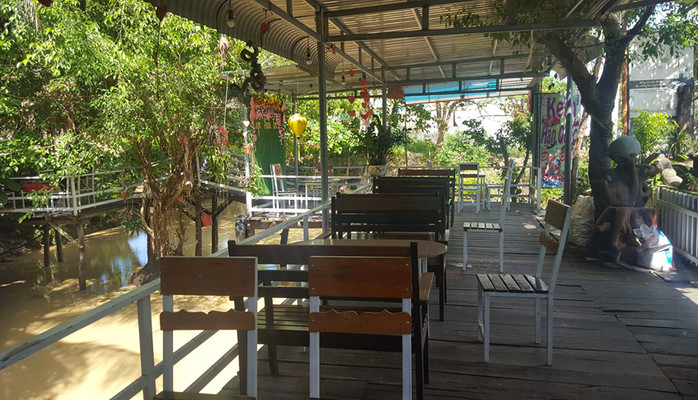 Suối Tre Cafe