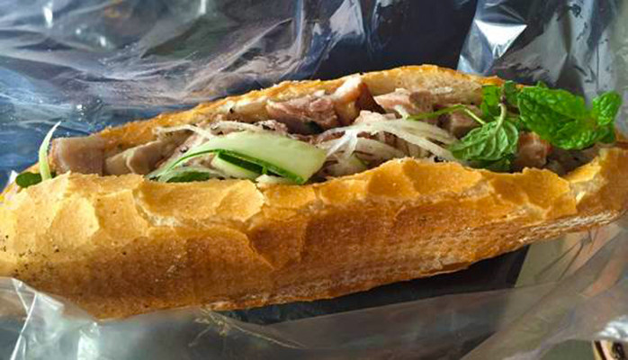 Cô Ân - Bánh Mì Heo Quay 24/24