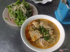 Bún riêu