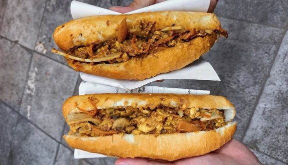 Bánh Mì Dân Tổ - Ao Sen