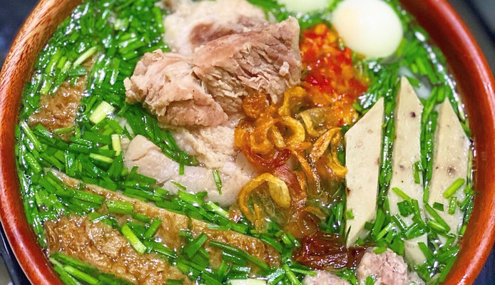 Dung Phạm - Bánh Canh Hẹ Phú Yên