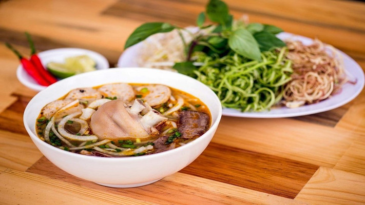 Bún Bò Cô Hai - Nguyễn Hữu Cảnh