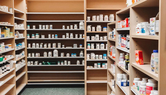 Trung Sơn Pharmacy - Dương Bá Trạc