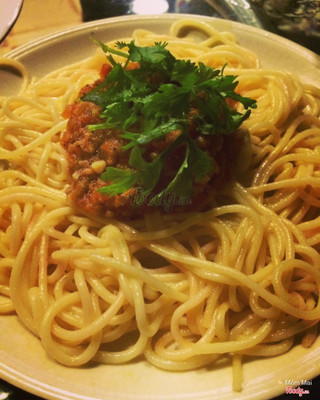 mì ý sốt bò bằm