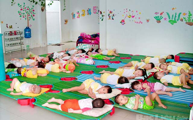 Mầm Non Cô Hoa - Dạ Nam