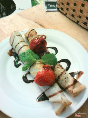 Strawberry & Chocolate Crepe
