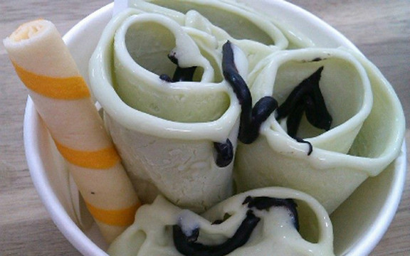 Kem Cuộn Thái Lan Thy Dương