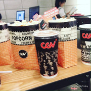 Bắp rang bơ vs nước ngọt