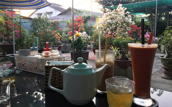 1 Không 2 - Cafe Sân Vườn