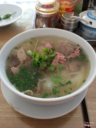 Phở tái lớn 45k