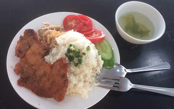 Cơm Tấm Năm Đủ