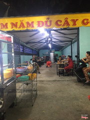 Cơm Tấm  Năm Đủ chi nhánh 2, khai trương  ngay  17-02-2017, nhâm ngay thư 6 - 21-01- 2017  , Địa chi: 405 đường Vành Đai Trong ,P.Bình trị Đông B,Q.Bình Tân🎉🎉🎉 Mong các cô chú,các anh chị và các bạn ghé ủng hộ nha...😊😊😊😊