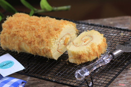 Bông lan trứng muối - 130,000/cái