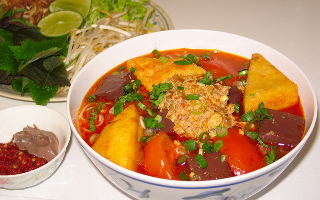 Bún Riêu Cua, Bánh Canh & Hủ Tiếu