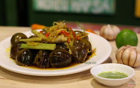 Ốc Lác xào sả ớt