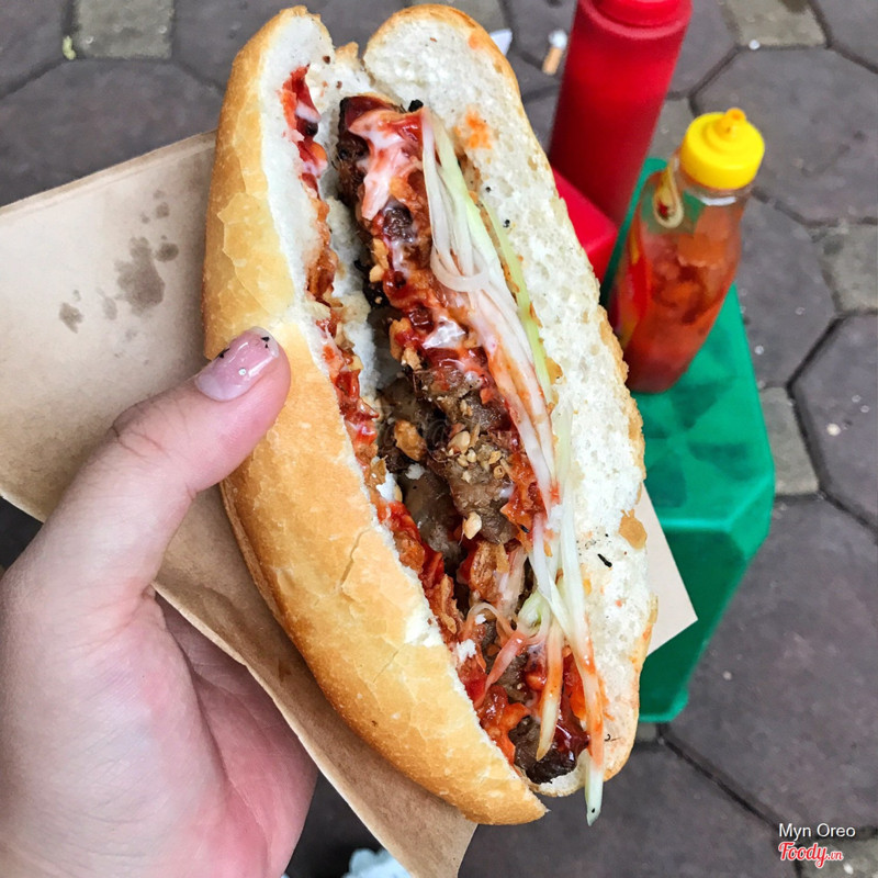 bánh mì thịt xiên