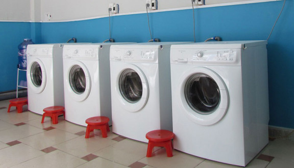 Giặt Ủi & Hấp Tẩy - Trần Khắc Chân