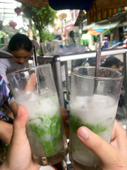 Chè thái dừa non 10k