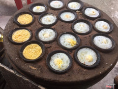 Bánh căn trứng vàng ươm (1 cặp 3k)