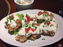 Gà tẩm bột chiên + sốt đặc biệt