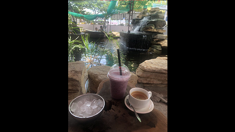 Đủng Đỉnh Coffee