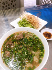 Bún bò gân